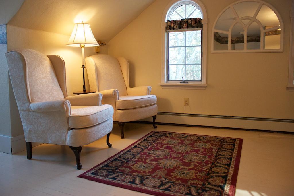 Historic Jacob Hill Inn Seekonk Exterior photo