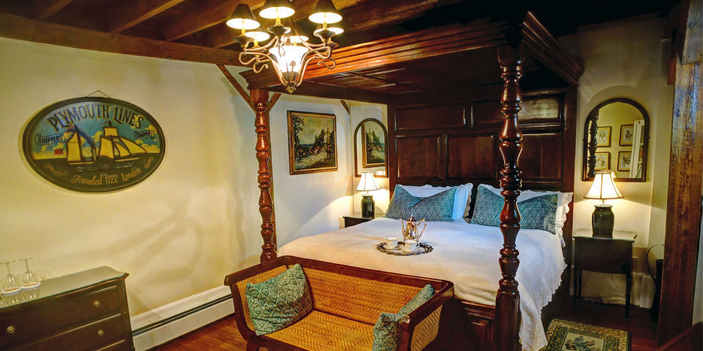 Historic Jacob Hill Inn Seekonk Exterior photo