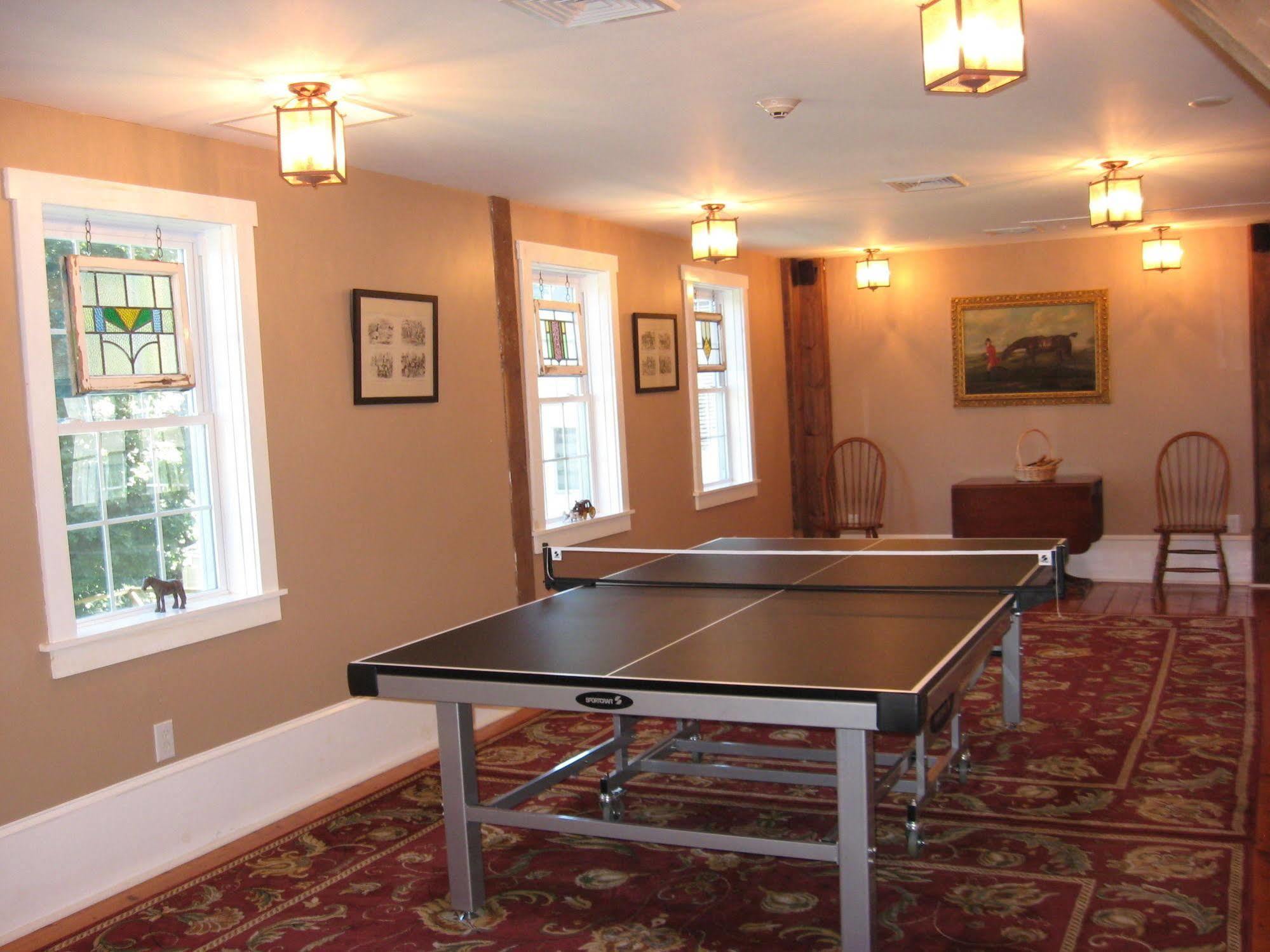 Historic Jacob Hill Inn Seekonk Exterior photo