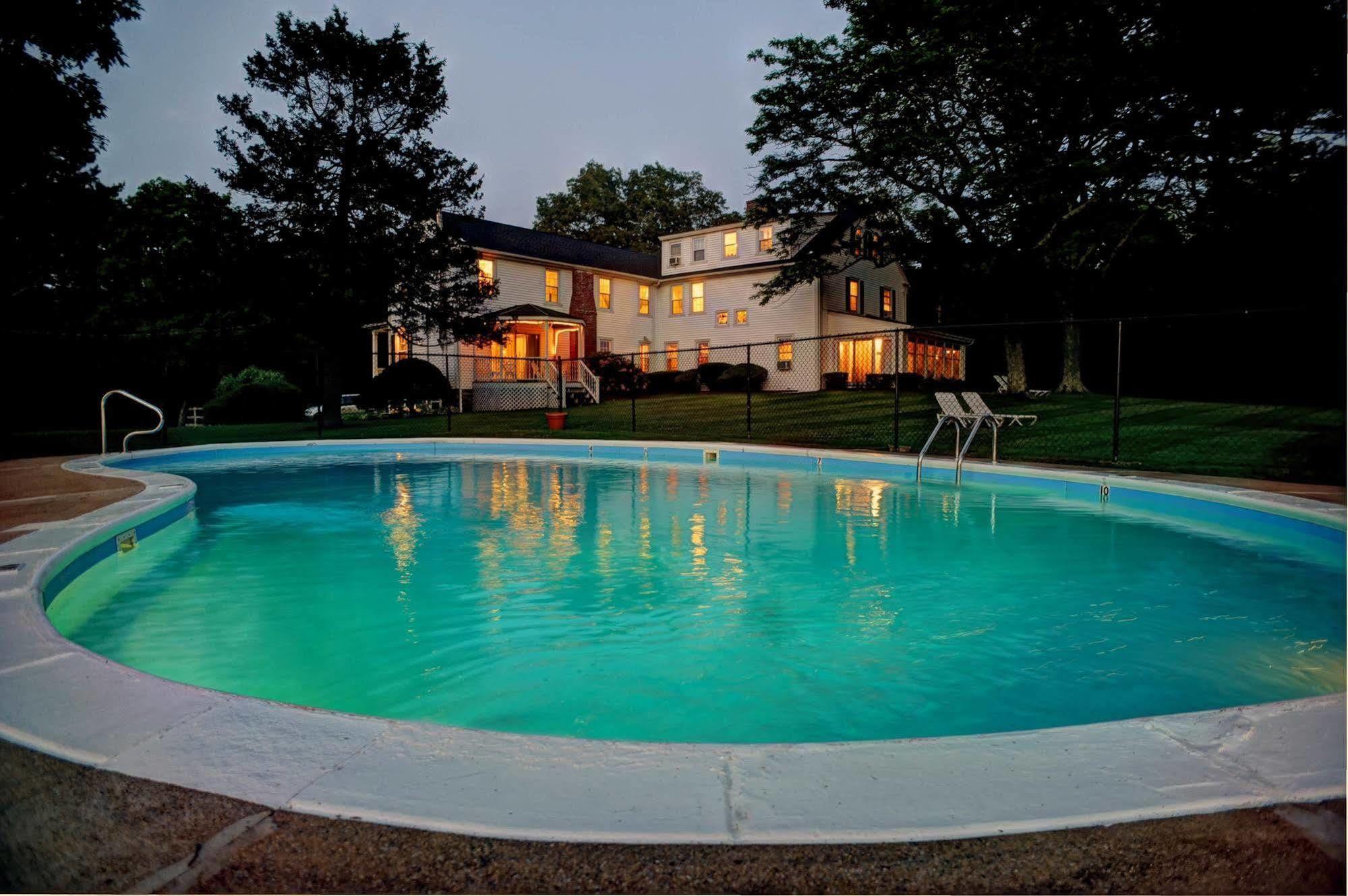 Historic Jacob Hill Inn Seekonk Exterior photo